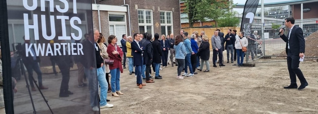 Wethouder Pieter Paul Slikker gaf donderdag 11 april samen met AM en Heijmans het officiële startsein voor de bouw van het Gasthuiskwartier
