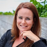 Een glimlachende vrouw