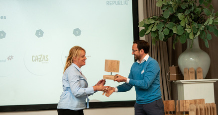 BrabantWonen trotse winnaar van Duurzaamheidsprijs 2023