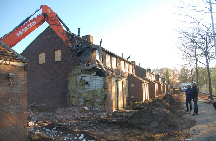 Sloop duplexwoningen Spoorlaan Zwaluwstraat