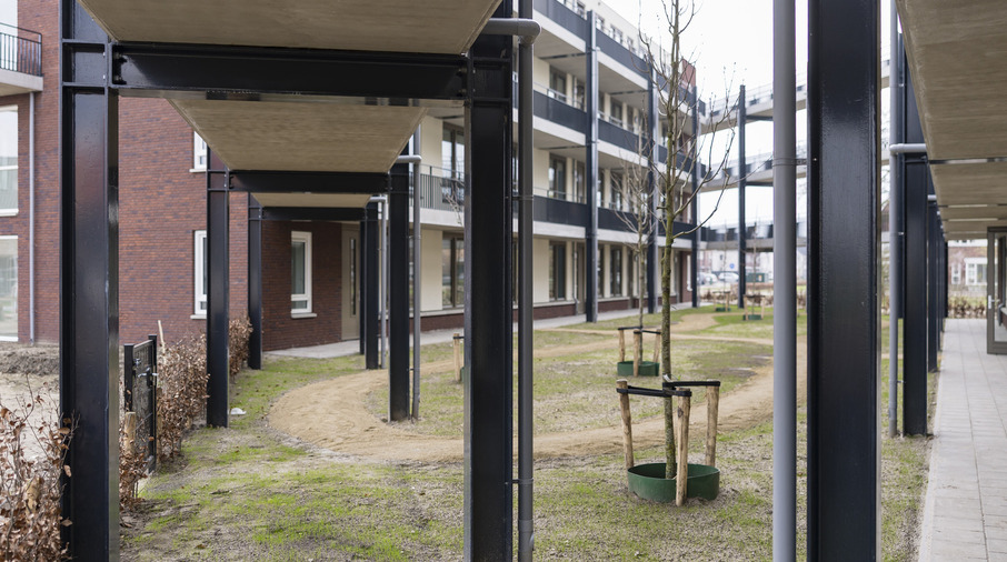 Galerij van een appartementengebouw