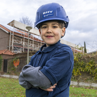 Jong geleerd, oud gedaan: Eliyah (8) helpt bij renovatie in Oss